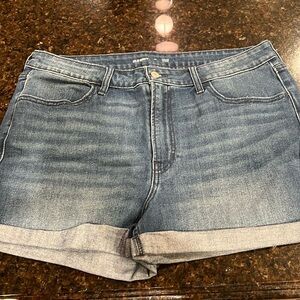 Old Navy shorts